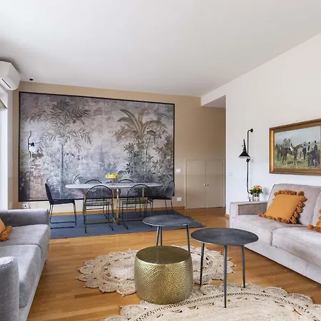 Romac - Condotti Penthouse In The Spanish Steps Area Appartement